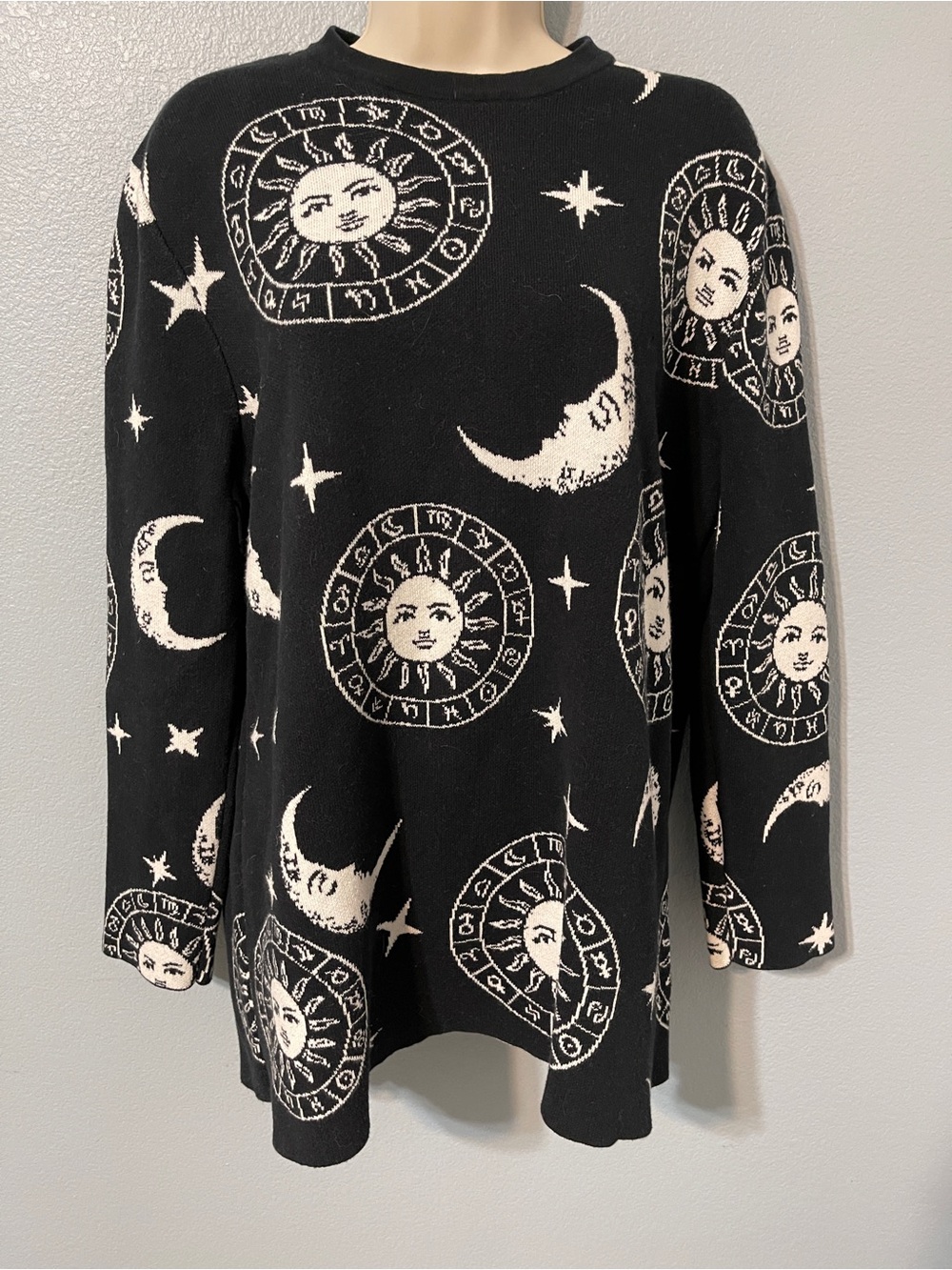 Dolls Kill x The Craft Sweater Celestial Sun Moon Zodiac Whimsigoth Witchy Small